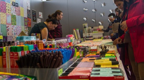 Regreso a clases en Tlaxcala impulsa comercio y ofertas en útiles escolares