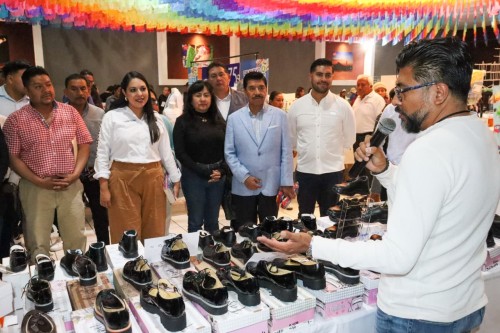 Inaugura Tonantzin Fernández la Feria del Regreso a Clases Profeco 2025