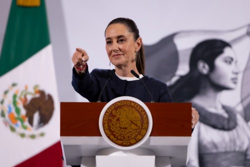 Sheinbaum mantiene 75% de aprobación pese a críticas en seguridad