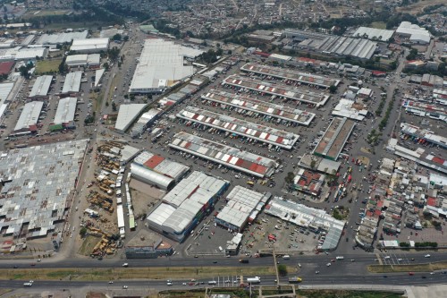 En pausa la demolición de 26 bodegas en la Central de Abasto; falta dictamen de Pemex