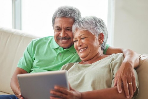 Aprende y Crece: educación financiera para adultos mayores