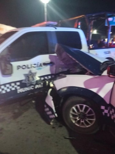 Choque entre patrulleros de Huamantla genera críticas; Chava Santos defiende a oficiales 