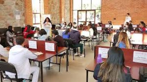 ¡Estudia gratis en Tlaxcala! Medicina e Ingenierías en UBBJ 2025
