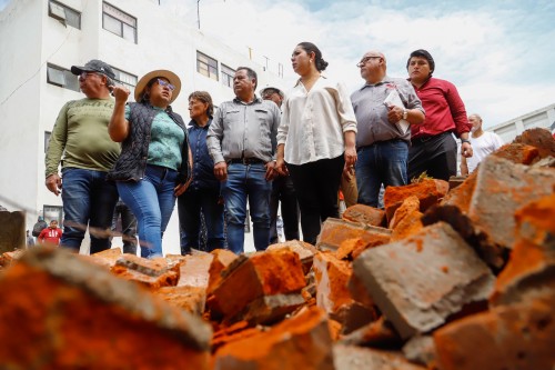 Supervisa Tonantzin Fernández trabajos de limpieza tras tormenta en San Pedro Cholula