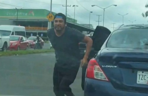 Ataque con cuchillo tras incidente vial en Bosques de San Sebastián