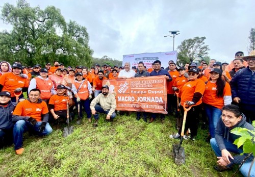 Gobierno municipal fortalece reforestación urbana en Puebla