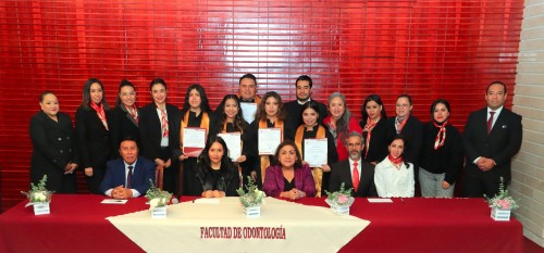 Egresan especialistas de élite en Estomatología Infantil de la UATx