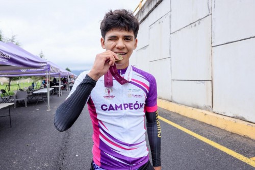 Tlaxcalteca Miguel Gutiérrez destaca en contrarreloj Conade 2025