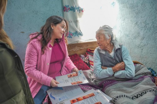 Entregan apoyos directos a mujeres vulnerables en Tlaxcala