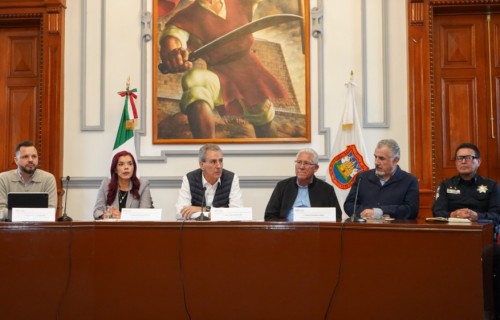 Reunión con vecinos para mejorar servicios en Puebla