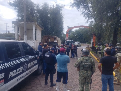 Contienen fuga de gas por toma clandestina en Santa Apolonia Teacalco
