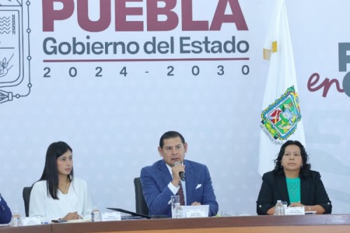 Gobierno de Puebla enviará abogados a Estados Unidos para brindar asesoría legal a migrantes