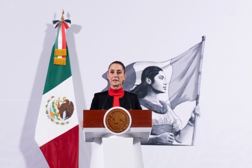 Claudia Sheinbaum defiende derecho a informar sobre la elección judicial