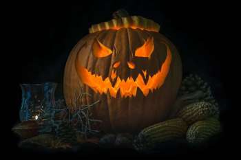 ¿De dónde viene la tradición de tallar calabazas (o faroles de Jack) en Halloween?