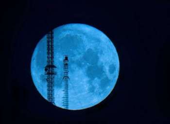 La rara 'luna azul' que podrás ver en Halloween; qué es y dónde ver