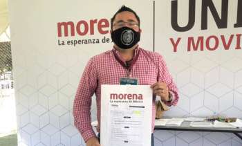 Reportero de la mañanera, Paul Velázquez se registra como precandidato a diputado federal por Morena