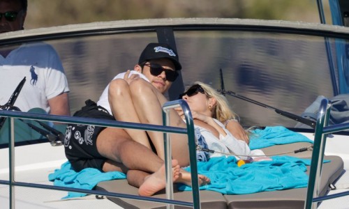¡Ya no más rumores!, Alex Hoyer confirma tener una relación con Danna Paola