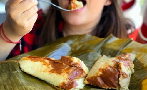 No te quiero arruinar el día de la Candelaria pero... un tamal con atole equivale a comerte 11 tortillas en una sola sentada