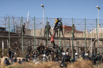 Migrantes murieron al intentar entrar al enclave español de Melilla