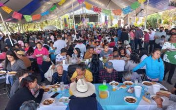 Atlangatepec festeja su feria de la Carpa, el Mole y el Pulque