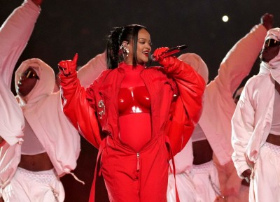 Super Bowl: el espectacular regreso de Rihanna en el que reveló su embarazo