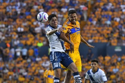 Puebla empató al campeón Tigres en el Volcán