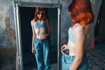 Anorexia nerviosa : ¿cómo se manifiesta y a quiénes afecta?