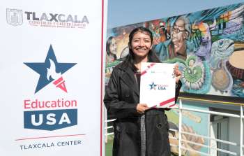 Maestra tlaxcalteca obtiene Beca Internacional E-Teacher Scholarship