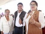 Omar Muñoz rinde homenaje a las madres de Cuautlancingo en su día