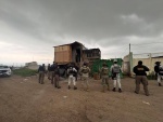 Vinculan a dos sujetos por posesión de cartuchos exclusivos de Fuerzas armadas, en Calpulalpan
