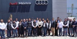 Autoridades de CONAGUA recorren la planta de Audi México en Puebla.