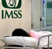 Foto: Cortesía Niña de 11 años recibe atención médica en un hospital del IMSS en Matamoros.