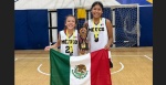 Foto: Cortesía Dos basquetbolistas poblanas durante su participación en Costa Rica.