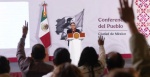Piezas prehispánicas de México exhibidas en una exposición del INAH.
