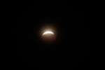 Foto: Cortesía Bruma roba protagonismo al eclipse lunar en Puebla; cubre casi por completo la Luna