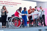 Foto: Cortesía Lorena Cuéllar durante un evento relacionado con la atención a personas con discapacidad en Tlaxcala.