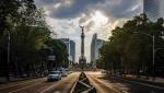 Cielo nublado sobre la Ciudad de México con posibilidad de lluvia.