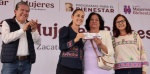 Claudia Sheinbaum durante la entrega de tarjetas de la Pensión Mujeres Bienestar en Zacatecas.