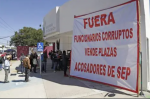 Foto: Cortesía Homero Meneses durante conferencia sobre plazas educativas en Tlaxcala.