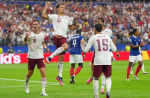 Jugadores de España celebran su pase a la final del Mundial 2026
