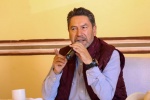 Ray Vázquez arremete contra nombramientos en la SEPE y exige piso parejo en Morena