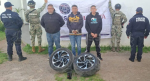 Policías aseguran autopartes y detienen a presuntos responsables.