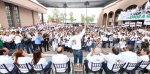 Alejandro Moreno durante cierre de campaña en Coahuila.