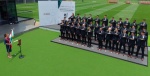 Foto: Cortesía Claudia Sheinbaum con la Selección Mexicana durante el abanderamiento.