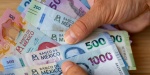 Foto: Cortesía Trabajador revisando pago de utilidades