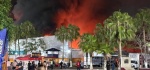 Parque Tabasco cerrado tras incendio en Nave 1.