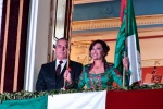 La noche del 15 de septiembre tuvo un significado especial para Tlaxcala. Lorena Cuéllar encabezó por última vez el Grito de Independencia como gobernadora, desde el balcón central de Palacio de Gobierno, en una ceremonia que marcó simbólicamente el cierre de una etapa iniciada en 2021.  La mandataria recibió el Lábaro Patrio de manos de la escolta de la Vigésimo Tercera Zona Militar y, alrededor de las 23:00 horas, salió al balcón ante cientos de personas reunidas en la Plaza de la Constitución.  [[READMORE]]  El último Grito de Lorena Cuéllar en Tlaxcala  La ceremonia combinó la celebración de las fiestas patrias con uno de los momentos finales de la administración de Cuéllar Cisneros. Desde el balcón de Palacio de Gobierno, la gobernadora hizo sonar la campana, ondeó la Bandera Nacional y pronunció las arengas tradicionales.  Después del acto cívico se realizaron juegos pirotécnicos y una verbena popular en el centro histórico de la capital, mientras las familias que acudieron a la Plaza de la Constitución continuaron con los festejos.  Para la mandataria, se trató de su quinta y última ocasión al frente de esta ceremonia como titular del Ejecutivo estatal. En declaraciones posteriores, Cuéllar señaló que se encontraba feliz y emocionada por este último Grito y agradeció a la población por acompañarla durante sus cinco años de gobierno.  Una ceremonia con significado político  Más allá de la celebración patriótica, el acto ocurrió en la recta final del gobierno estatal. El simbolismo de la noche estuvo relacionado con el cierre de un periodo político que comenzó en 2021 y que tendrá su último tramo durante los próximos meses.  El episodio también se inscribe en un escenario de mayor presencia de mujeres en cargos de decisión pública. Claudia Sheinbaum ocupa la Presidencia de México y Cuéllar encabeza el gobierno de Tlaxcala, mientras en los municipios del estado también existe una participación relevante de mujeres en las presidencias municipales.  La presencia femenina en los espacios de gobierno constituye uno de los elementos que rodearon el significado político de las fiestas patrias de este año, aunque la ceremonia tlaxcalteca mantuvo como eje principal la conmemoración del inicio de la Independencia.  Así transcurrió la noche en la capital  La jornada del 15 de septiembre se desarrolló con la concentración de cientos de personas en el centro histórico de Tlaxcala. Tras el acto desde Palacio de Gobierno, los asistentes participaron en la verbena y disfrutaron del espectáculo pirotécnico.  El último Grito de Cuéllar quedó así incorporado a las celebraciones patrias de 2026 y, al mismo tiempo, como una de las imágenes que marcarán la recta final de su administración al frente de Tlaxcala.