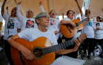 Foto: Cortesía Madres buscadoras cantan juntas en el coro Inolvidable.