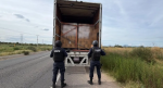 Foto: Cortesía Tractocamión con cerveza robada asegurado en Guanajuato.