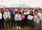 Foto: Cortesía Lorena Cuéllar entrega concesiones de transporte en Tetla